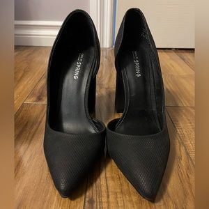 Women’s Black Block Heel shoes - size 6.5